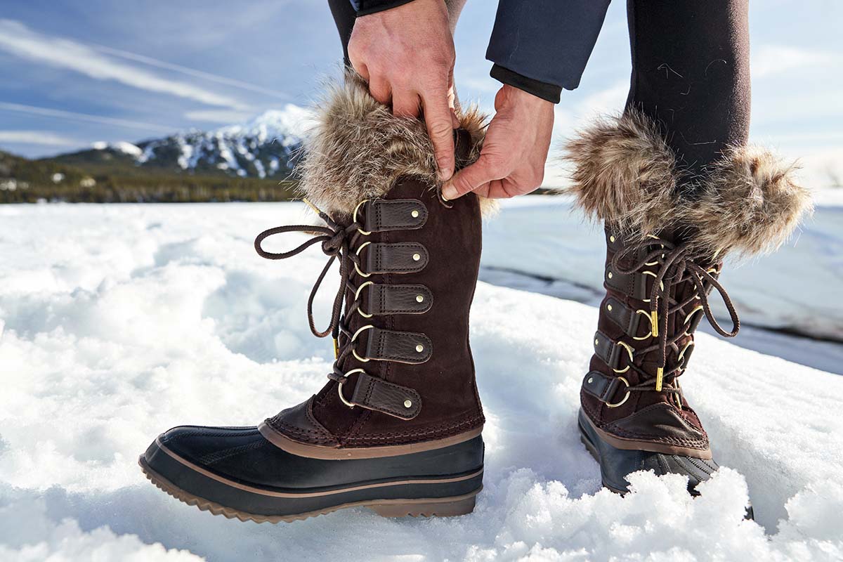 Sorel Joan of Arctic (fur attachment 2)